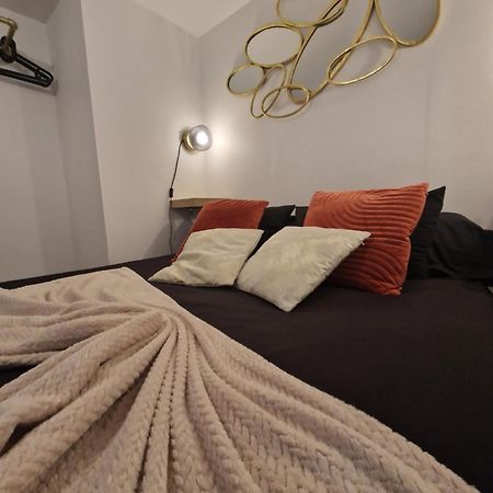 Le Petit Triplex Des Carmelites -Coeur Historique Apartment รูออง ภายนอก รูปภาพ