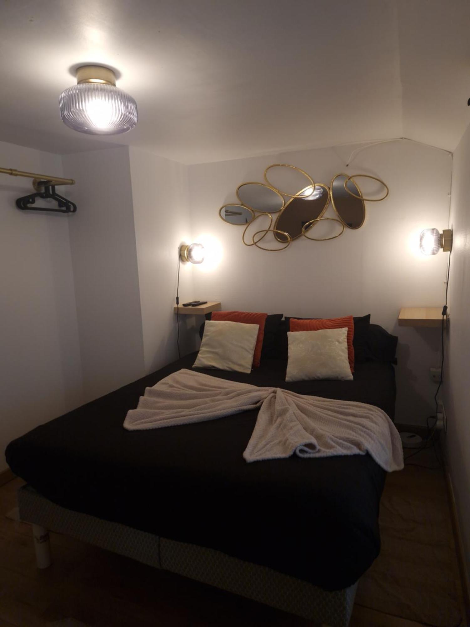 Le Petit Triplex Des Carmelites -Coeur Historique Apartment รูออง ภายนอก รูปภาพ